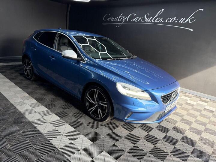 Volvo V40 2.0 D2 R-Design Pro Euro 6 (s/s) 5dr