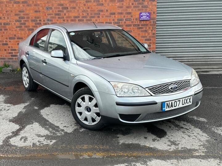 Ford Mondeo 1.8 LX 5dr