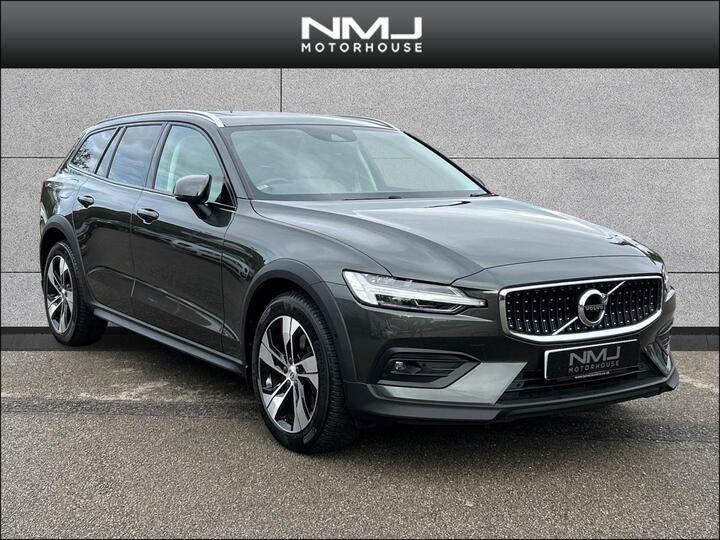 Volvo V60 Cross Country 2.0 B5 MHEV Auto AWD Euro 6 (s/s) 5dr
