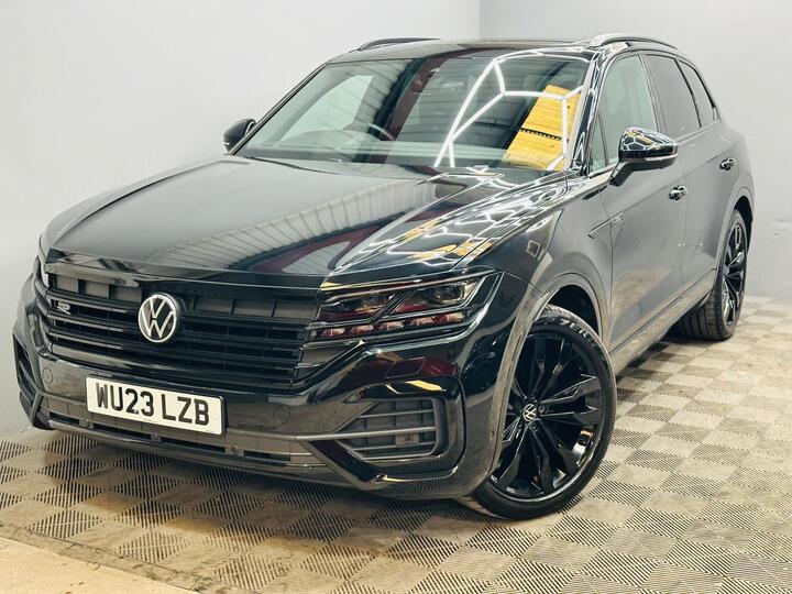 Volkswagen Touareg 3.0 TDI V6 Black Edition Tiptronic 4Motion Euro 6 (s/s) 5dr
