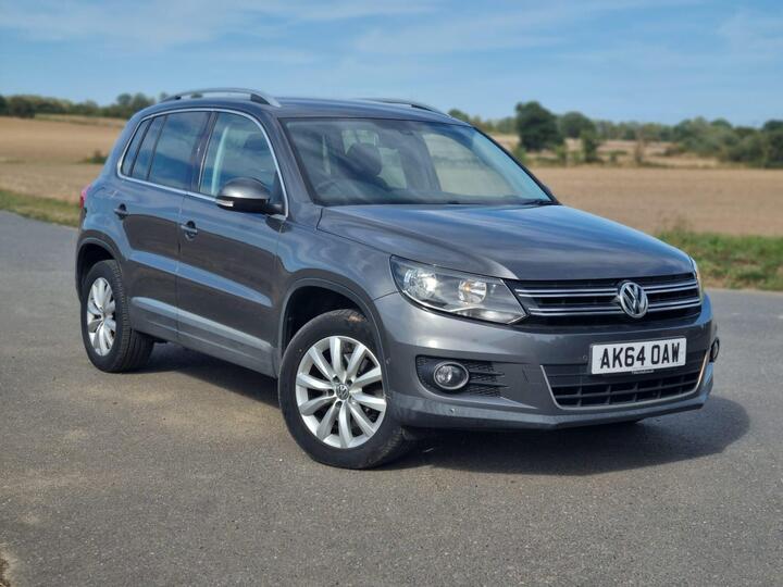 Volkswagen Tiguan 2.0 TDI BlueMotion Tech Match 4WD Euro 5 (s/s) 5dr