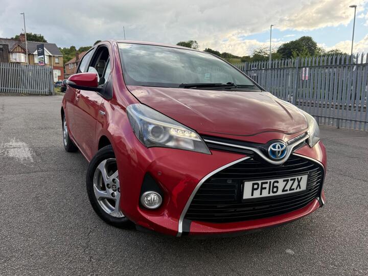 Toyota Yaris 1.5 VVT-h Excel E-CVT Euro 6 5dr (15in Alloy)