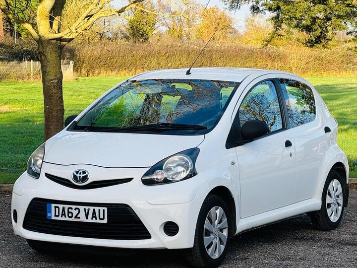 Toyota AYGO 1.0 VVT-i Euro 5 5dr