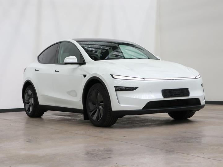 Tesla Model Y Auto RWD 5dr