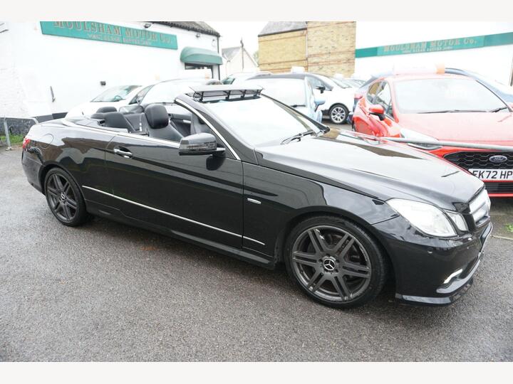 Mercedes-Benz E Class 2.1 E250 CDI BlueEfficiency Sport Cabriolet Tiptronic Euro 5 2dr Mercedes-Benz E Class 2.1 E250 CDI BlueEfficiency Sport Cabriolet Tiptronic Euro 5 2dr