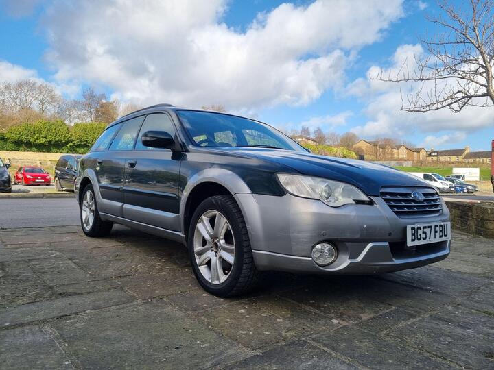 Subaru Outback 2.5 SE 5dr
