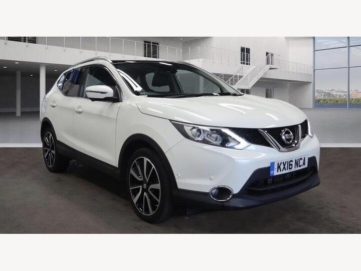 Nissan Qashqai 1.2 DIG-T Tekna XTRON 2WD Euro 6 (s/s) 5dr