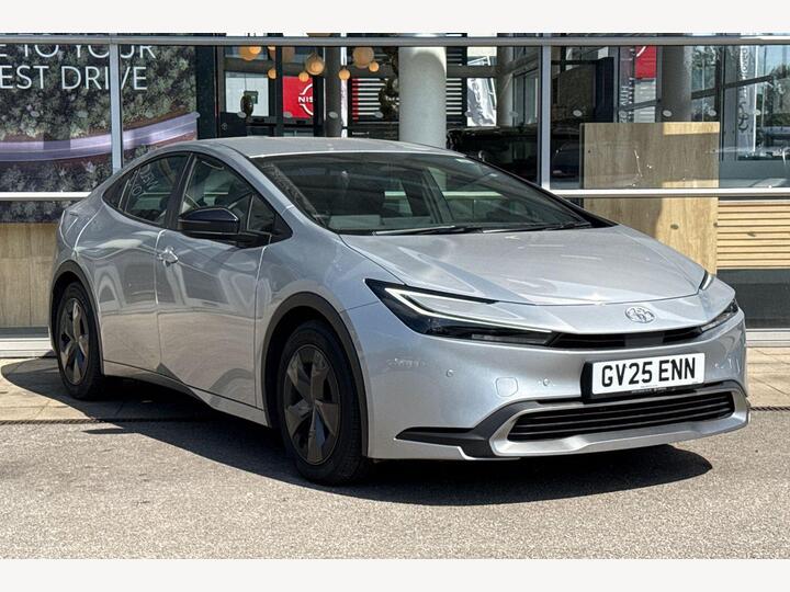 Toyota Prius 2.0 13.6kWh Design CVT Euro 6 (s/s) 5dr