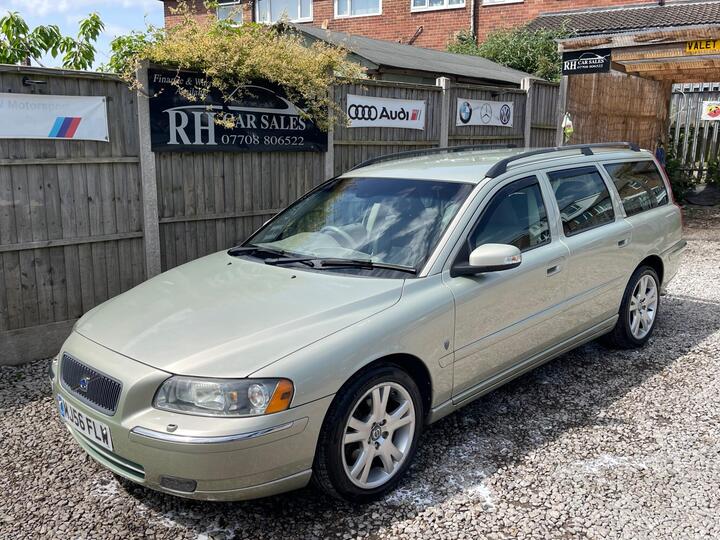 Volvo V70 2.4D SE Geartronic 5dr
