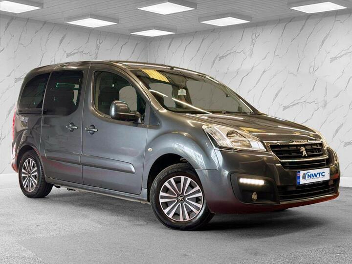 Peugeot PARTNER 1.6l 5dr Auto 100 BHP WHEELCHAIR ACCESS VEHICLE, 3 SEATS