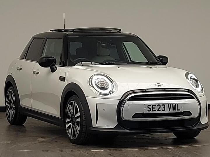 MINI Hatch 1.5 Cooper Exclusive Steptronic Euro 6 (s/s) 5dr