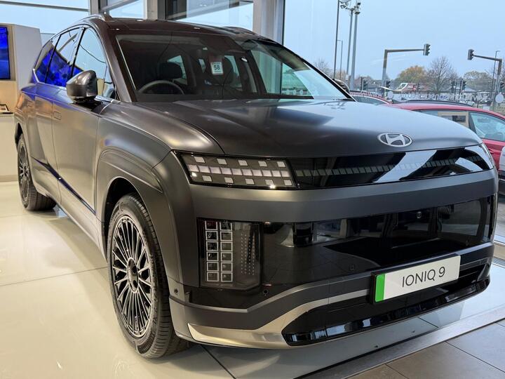 Hyundai IONIQ 9 110kWh Calligraphy Auto AWD 5dr