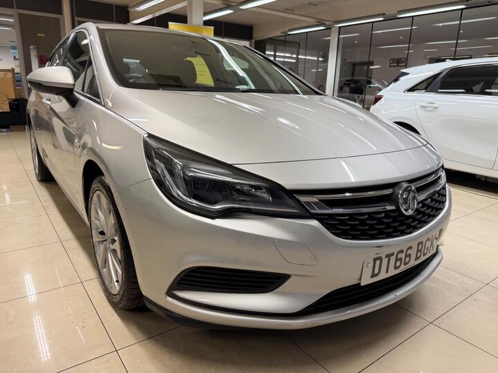 Vauxhall Astra 1.6 CDTi BlueInjection Tech Line Auto Euro 6 5dr