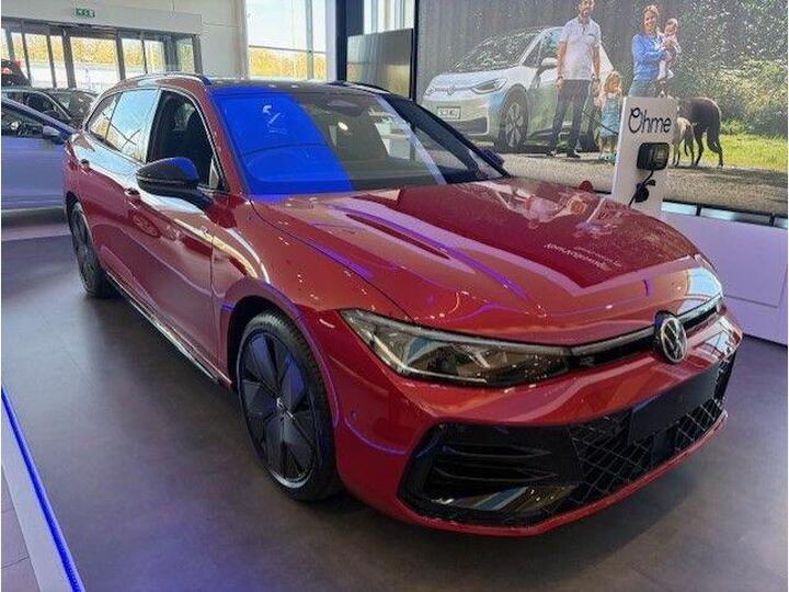 Volkswagen Passat 1.5 TSI EHybrid 19.7kWh Black Edition DSG Euro 6 (s/s) 5dr