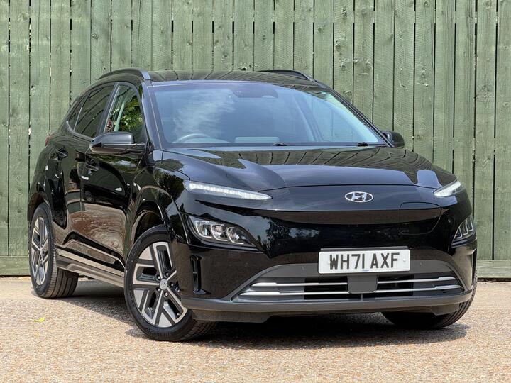 Hyundai KONA 64kWh Premium Auto 5dr (10.5kW Charger)