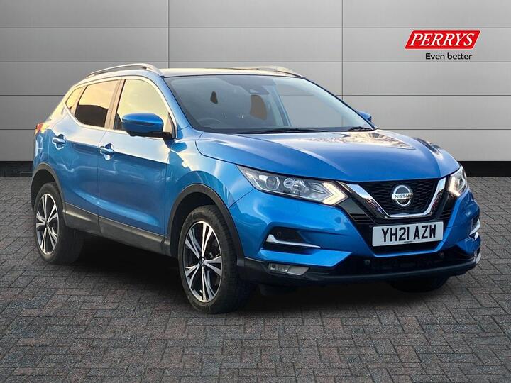 Nissan Qashqai 1.3 DIG-T N-Connecta Euro 6 (s/s) 5dr
