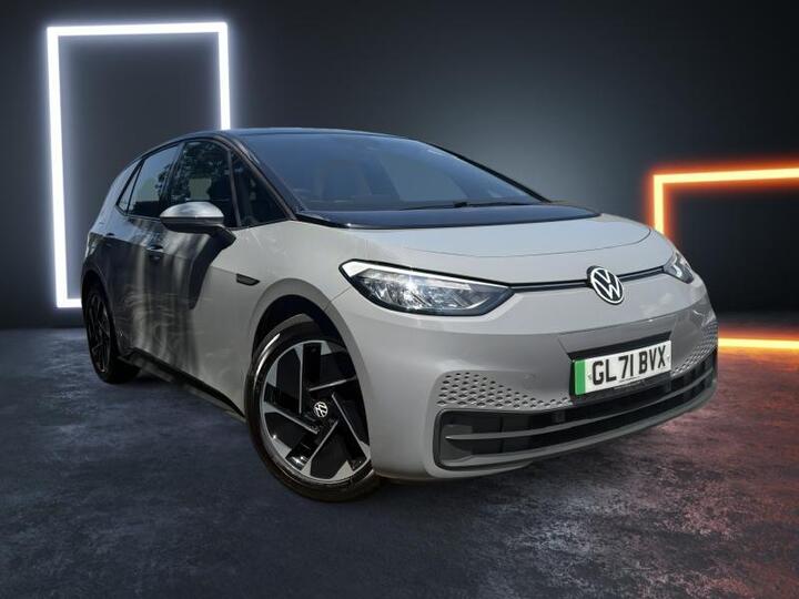 Volkswagen ID.3 Pro Performance 58kWh Life Auto 5dr