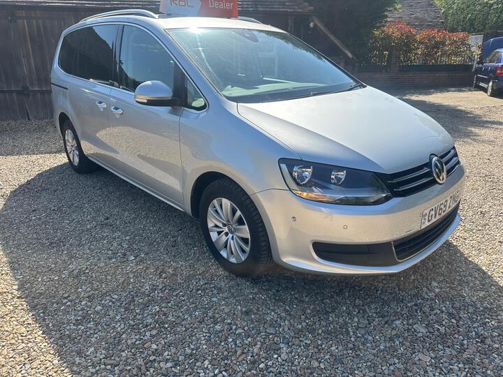 Volkswagen Sharan 2.0 TDI SE Nav DSG Euro 6 (s/s) 5dr
