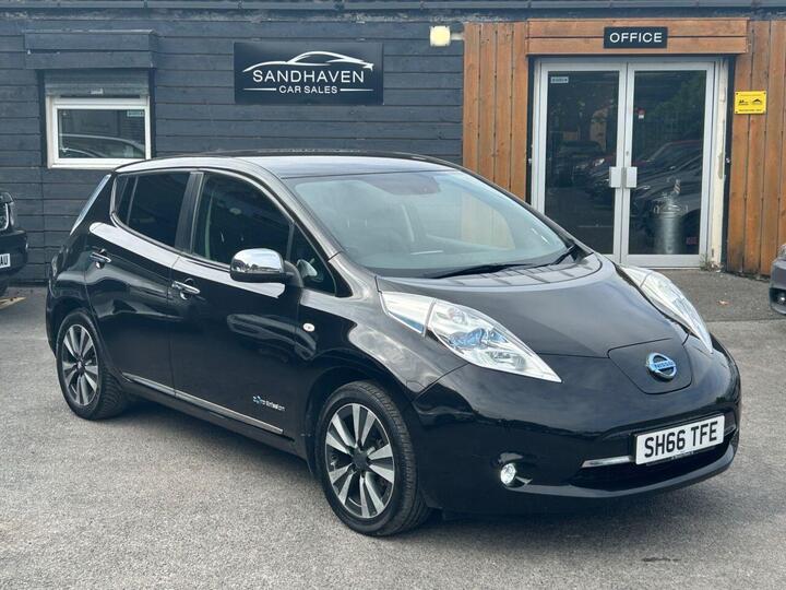 Nissan LEAF 30kWh Tekna Auto 5dr