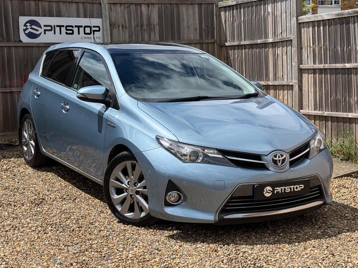 Toyota Auris 1.8 VVT-h Excel CVT Euro 5 (s/s) 5dr Toyota Auris 1.8 VVT-h Excel CVT Euro 5 (s/s) 5dr