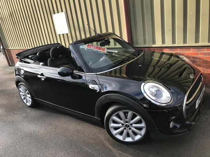 MINI Convertible 2.0 Cooper S Auto Euro 6 (s/s) 2dr