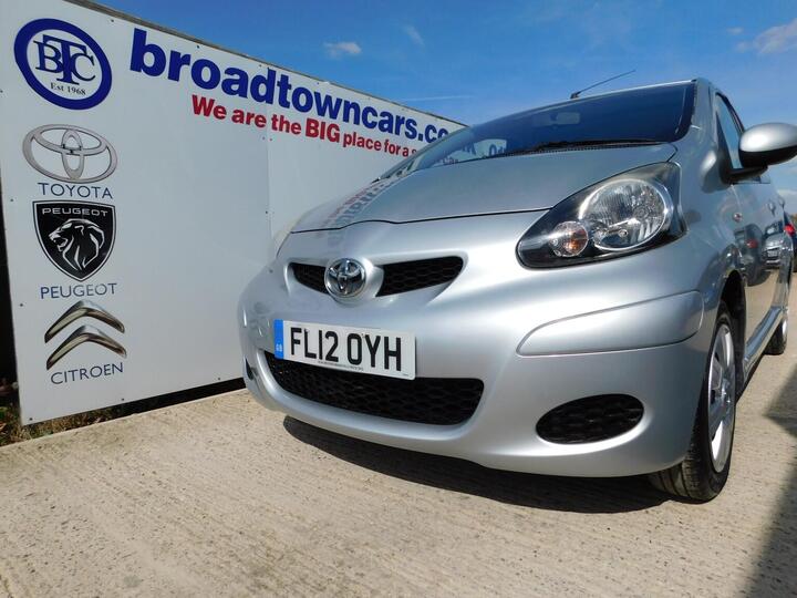 Toyota AYGO 1.0 VVT-i Ice Euro 5 5dr