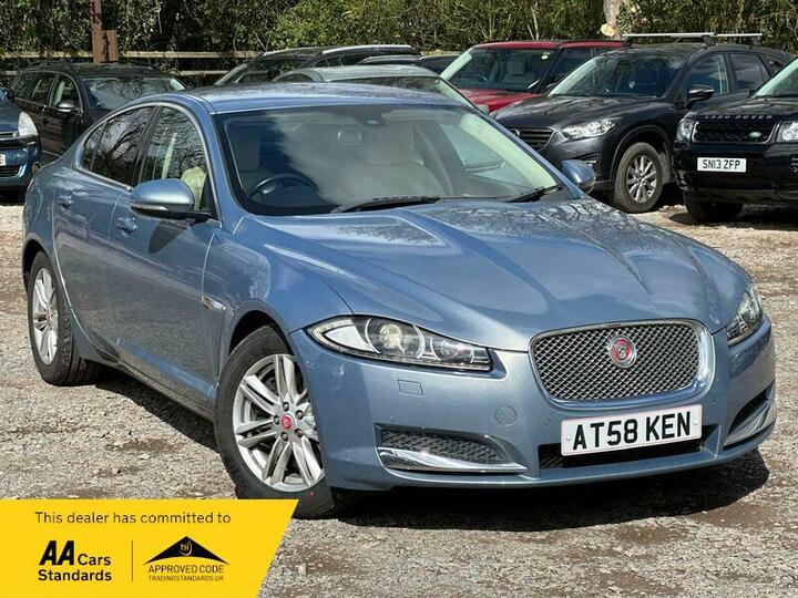 Jaguar XF 2.2d Luxury Auto Euro 5 (s/s) 4dr