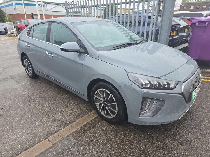Hyundai IONIQ 38.3kWh Premium Auto 5dr