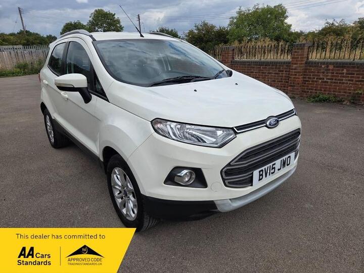 Ford ECOSPORT 1.0T EcoBoost Titanium 2WD Euro 5 (s/s) 5dr Ford ECOSPORT 1.0T EcoBoost Titanium 2WD Euro 5 (s/s) 5dr