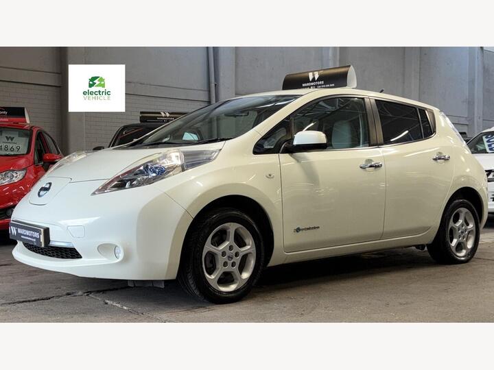 Nissan LEAF 24kWh Auto 5dr Nissan LEAF 24kWh Auto 5dr