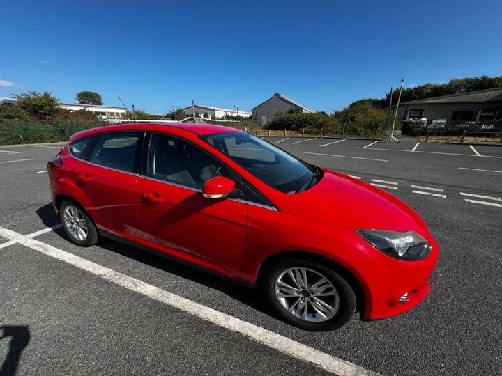 Ford Focus 1.6 Titanium Navigator Powershift Euro 5 5dr