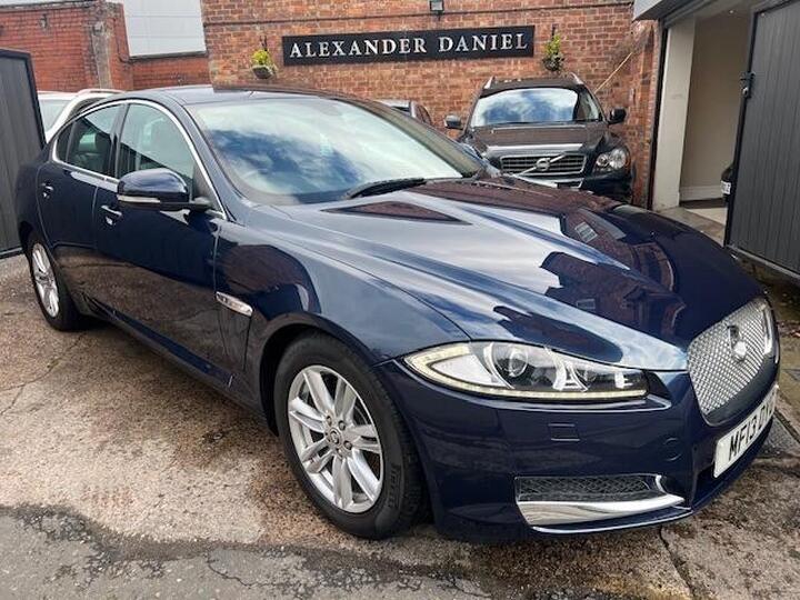 Jaguar XF 2.2d Luxury Auto Euro 5 (s/s) 4dr
