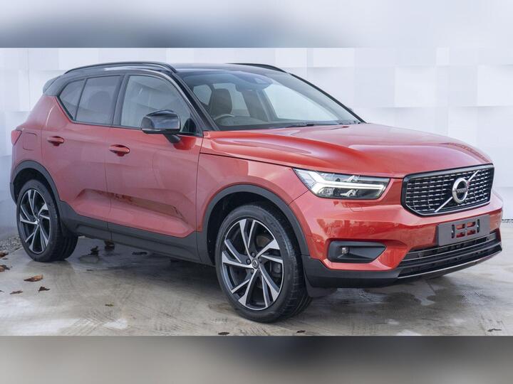 Volvo XC40 2.0 B4 MHEV R-Design Pro Auto Euro 6 (s/s) 5dr