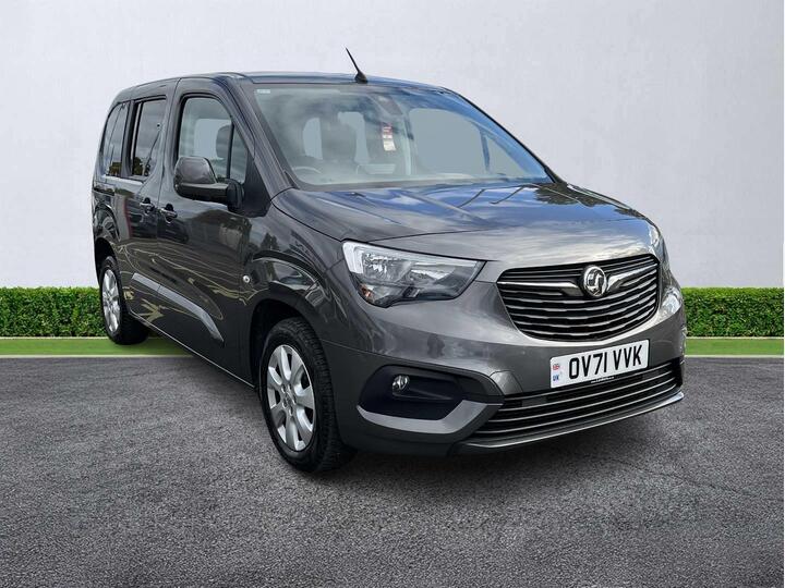 Vauxhall Combo Life 1.2 Turbo SE Auto Euro 6 (s/s) 5dr Vauxhall Combo Life 1.2 Turbo SE Auto Euro 6 (s/s) 5dr