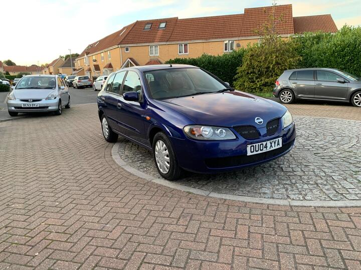 Nissan Almera 1.8 SE 5dr Nissan Almera 1.8 SE 5dr