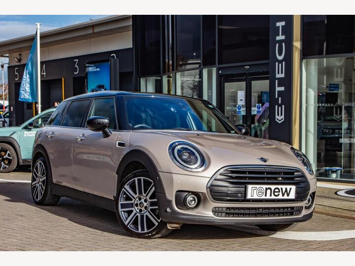 MINI Clubman 1.5 Cooper Exclusive Steptronic Euro 6 (s/s) 6dr MINI Clubman 1.5 Cooper Exclusive Steptronic Euro 6 (s/s) 6dr