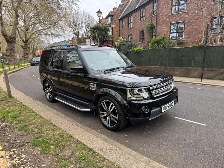 Land Rover Discovery 4 3.0 SD V6 HSE Luxury Auto 4WD Euro 5 (s/s) 5dr Land Rover Discovery 4 3.0 SD V6 HSE Luxury Auto 4WD Euro 5 (s/s) 5dr