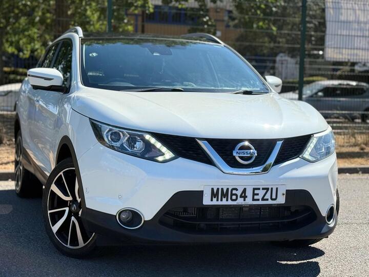 Nissan Qashqai 1.2 DIG-T Tekna XTRON 2WD Euro 5 (s/s) 5dr