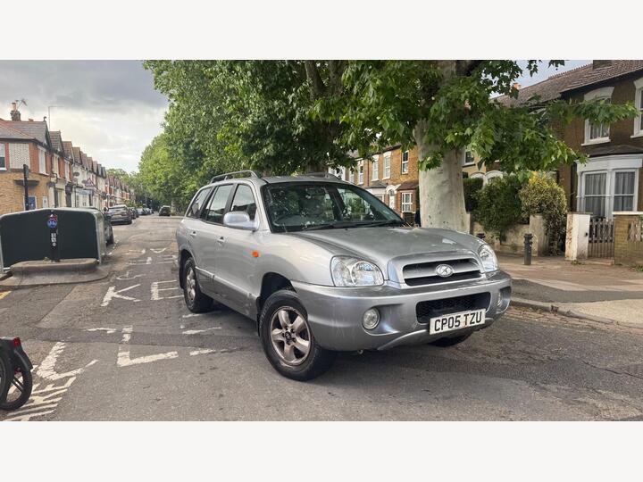 Hyundai Santa Fe 2.7 V6 CDX 5dr