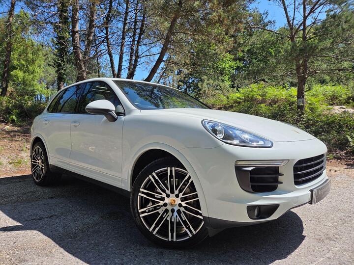 Porsche Cayenne 4.2 TD V8 S TiptronicS 4WD Euro 5 (s/s) 5dr