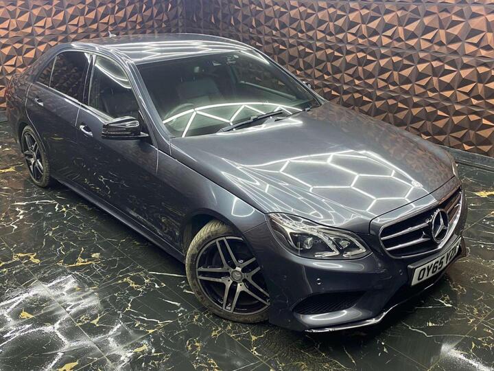 Mercedes-Benz E-CLASS 2.1 E220 BlueTEC AMG Night Edition G-Tronic+ Euro 6 (s/s) 4dr Mercedes-Benz E-CLASS 2.1 E220 BlueTEC AMG Night Edition G-Tronic+ Euro 6 (s/s) 4dr