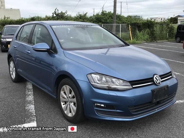 Volkswagen Golf 1.2 TSI Comfortline Blue Motion DSG Auto