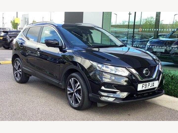 Nissan Qashqai 1.3 DIG-T N-Connecta Euro 6 (s/s) 5dr