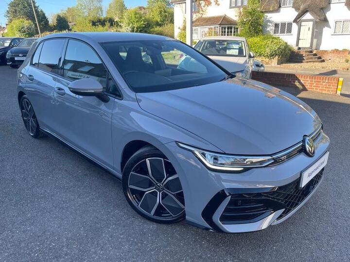 Volkswagen Golf 1.5 ETSI MHEV R-Line DSG Euro 6 (s/s) 5dr