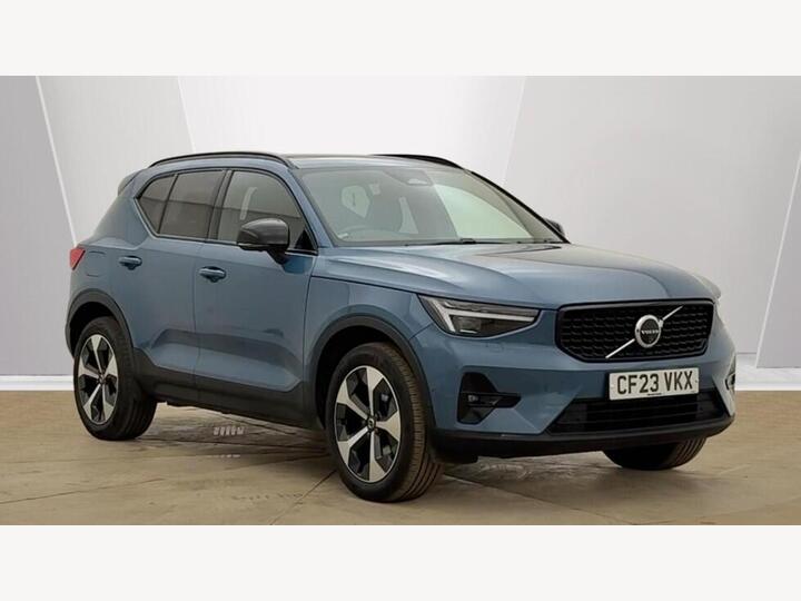 Volvo XC40 2.0 B3 MHEV Ultimate DCT Auto Euro 6 (s/s) 5dr