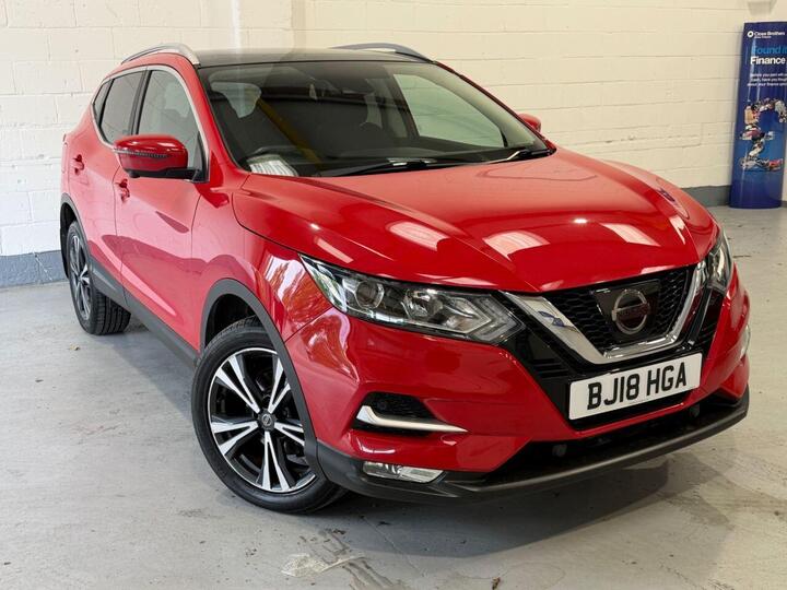Nissan QASHQAI 1.2 DIG-T N-Connecta XTRON Euro 6 (s/s) 5dr
