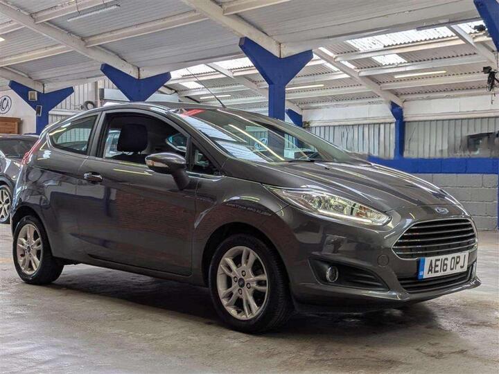Ford Fiesta 1.0T EcoBoost Zetec Euro 6 (s/s) 3dr