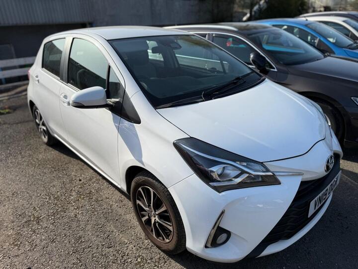 Toyota Yaris 1.5 VVT-i Icon Tech Euro 6 5dr