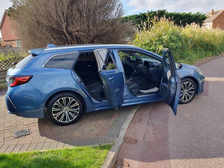 Toyota Corolla 1.8 VVT-h Excel Touring Sports CVT Euro 6 (s/s) 5dr Toyota Corolla 1.8 VVT-h Excel Touring Sports CVT Euro 6 (s/s) 5dr