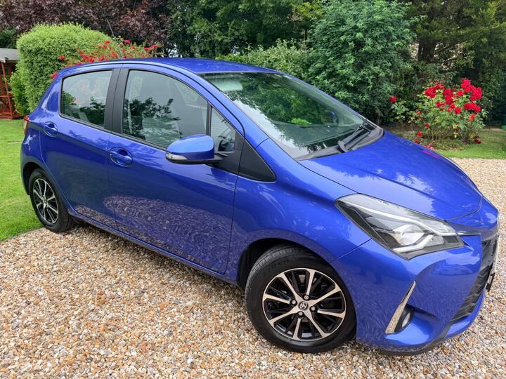 Toyota Yaris 1.5 VVT-i Icon Tech Euro 6 5dr